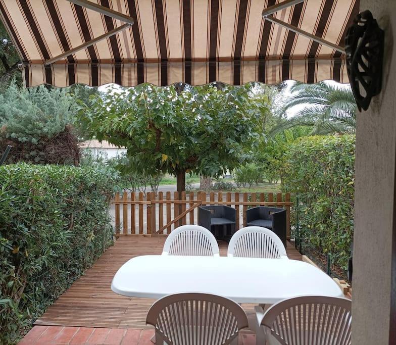 Location Dans Residence Calme, Proche Mer กาวาแลร์-ซูร์-แมร์ ภายนอก รูปภาพ